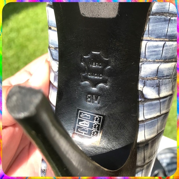 PELLE MODA Blue Gray Snakeskin Peep Toe Stiletto High Heels Pumps Size 8 M - Picture 12 of 14